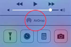 Uso de Airdrop para compartir contactos en iPhone