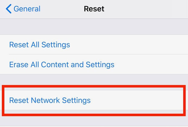 Restablezca la configuración de red para reparar el iPhone que no recibe mensajes de texto de Android