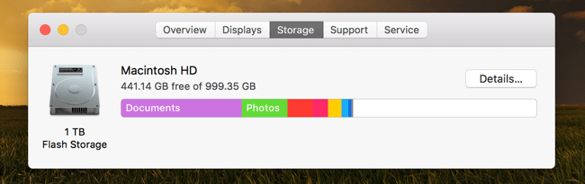 Comprobar el espacio disponible en el disco de almacenamiento de memoria flash de Mac