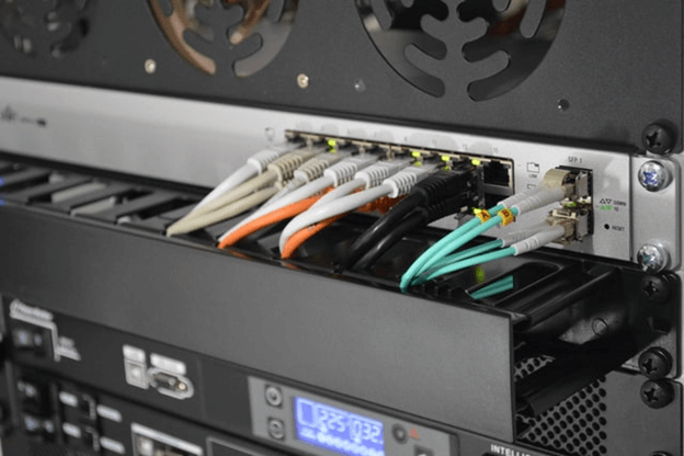 Utilice otro cable / computadora / puerto para corregir el error "El dispositivo es inalcanzable"