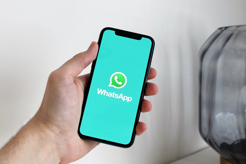 Cómo eliminar videos de WhatsApp del iPhone